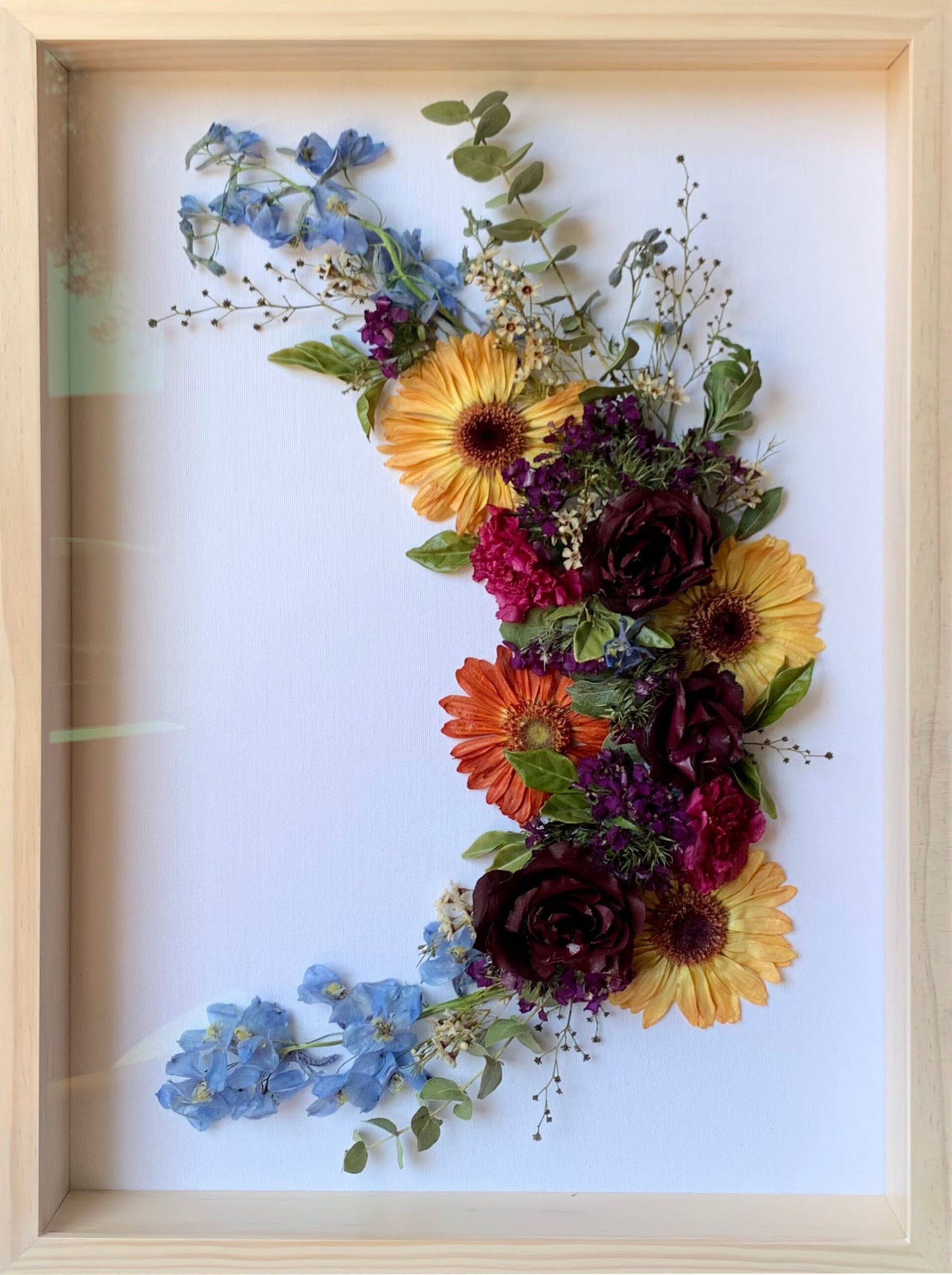 a2-crescent-flowers